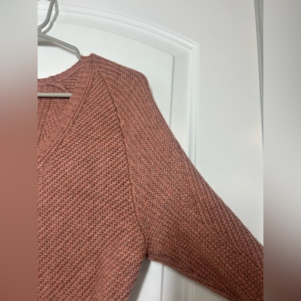 Lululemon What The Heart Wants Pink Knit Wool Blend V-Neck Sweater Size Small - Picture 6 of 11